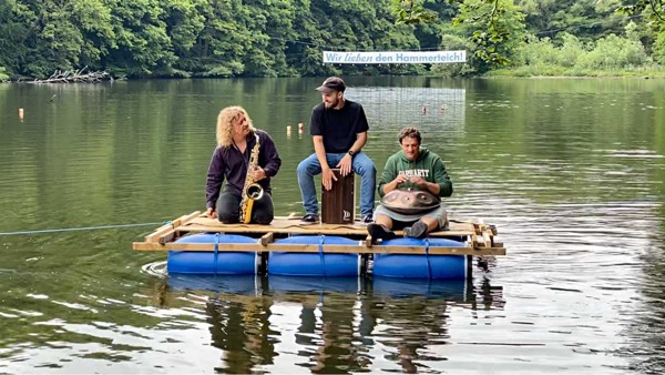 Floß am Hammerteich