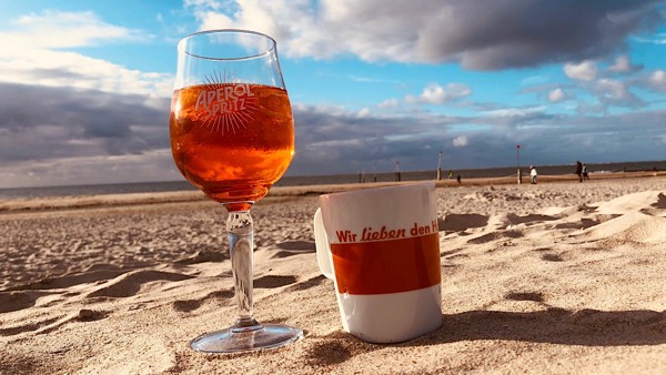 Hammerteichbecher rotes Getränk